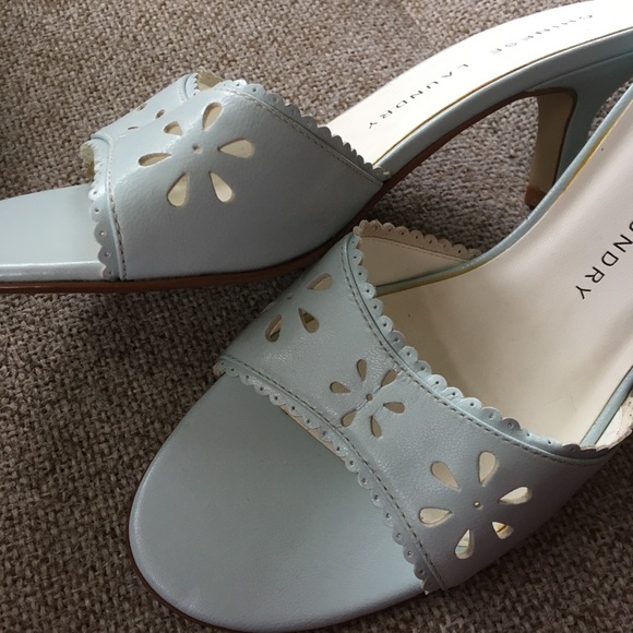 NWT Chinese Laundry leather ice blue heels/sandals - Picture 4 of 4